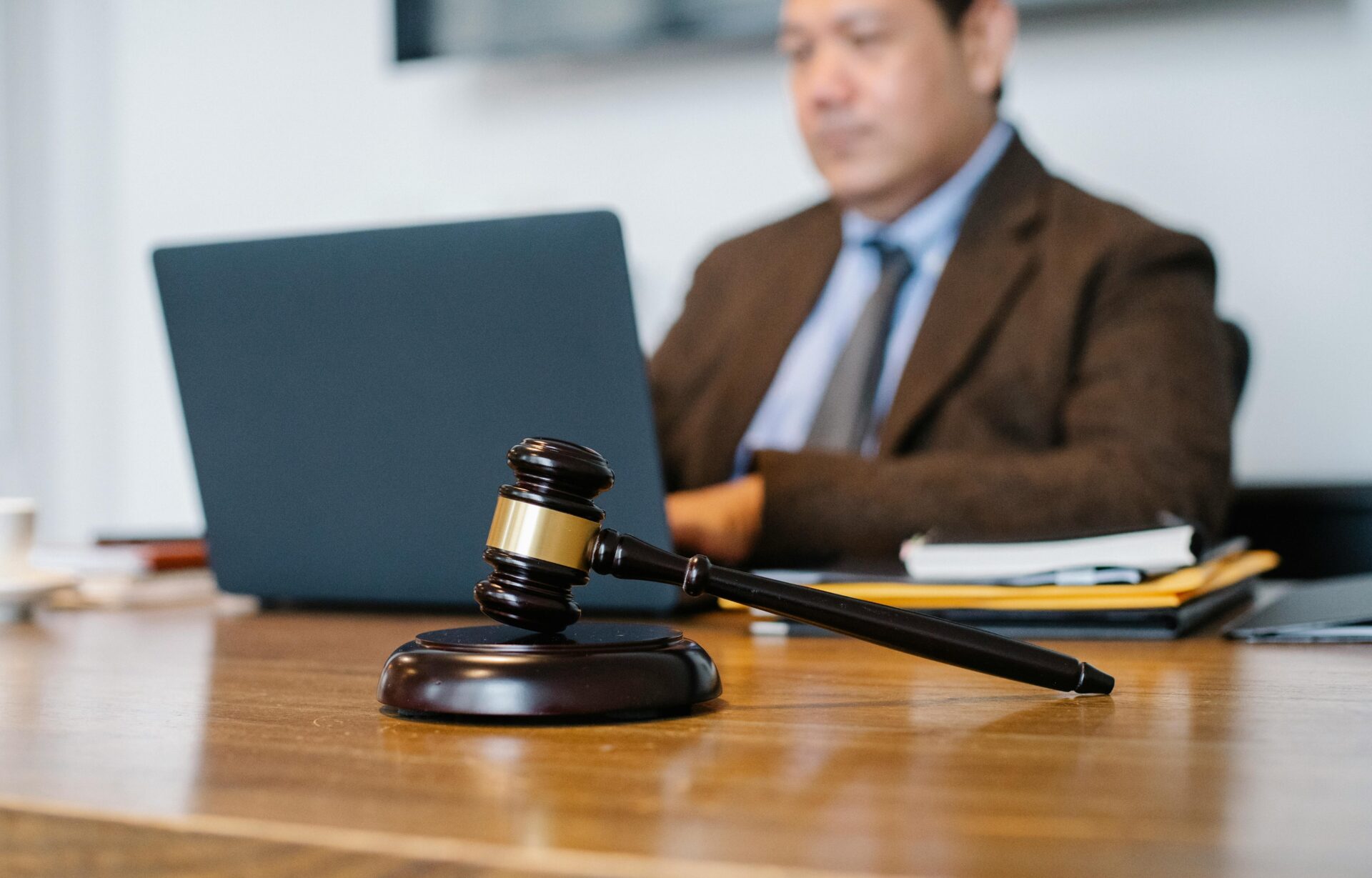 legal consultants in Canada